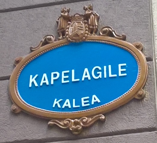 Kapelagile Kalea Casco Viejo Bilbao